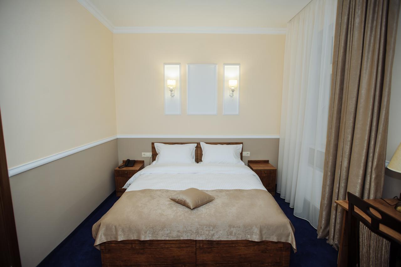 HOTEL ASTORIA ⋆⋆⋆ CHISINAU, MOLDOVA SEASON DEALS FROM 59